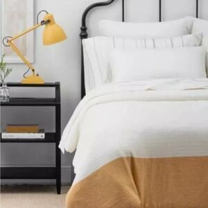 Hearth‎ & Hand comforter set